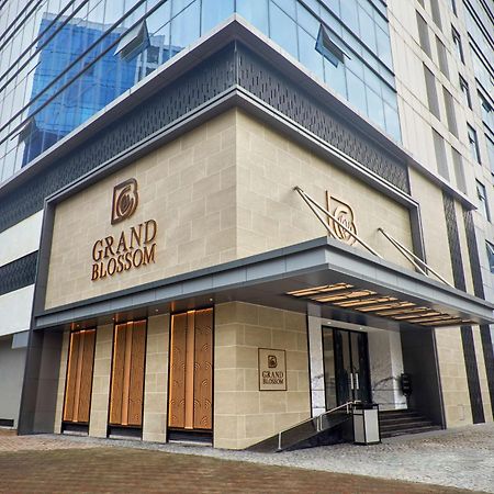 Radisson Mumbai Goregaon Dış mekan fotoğraf