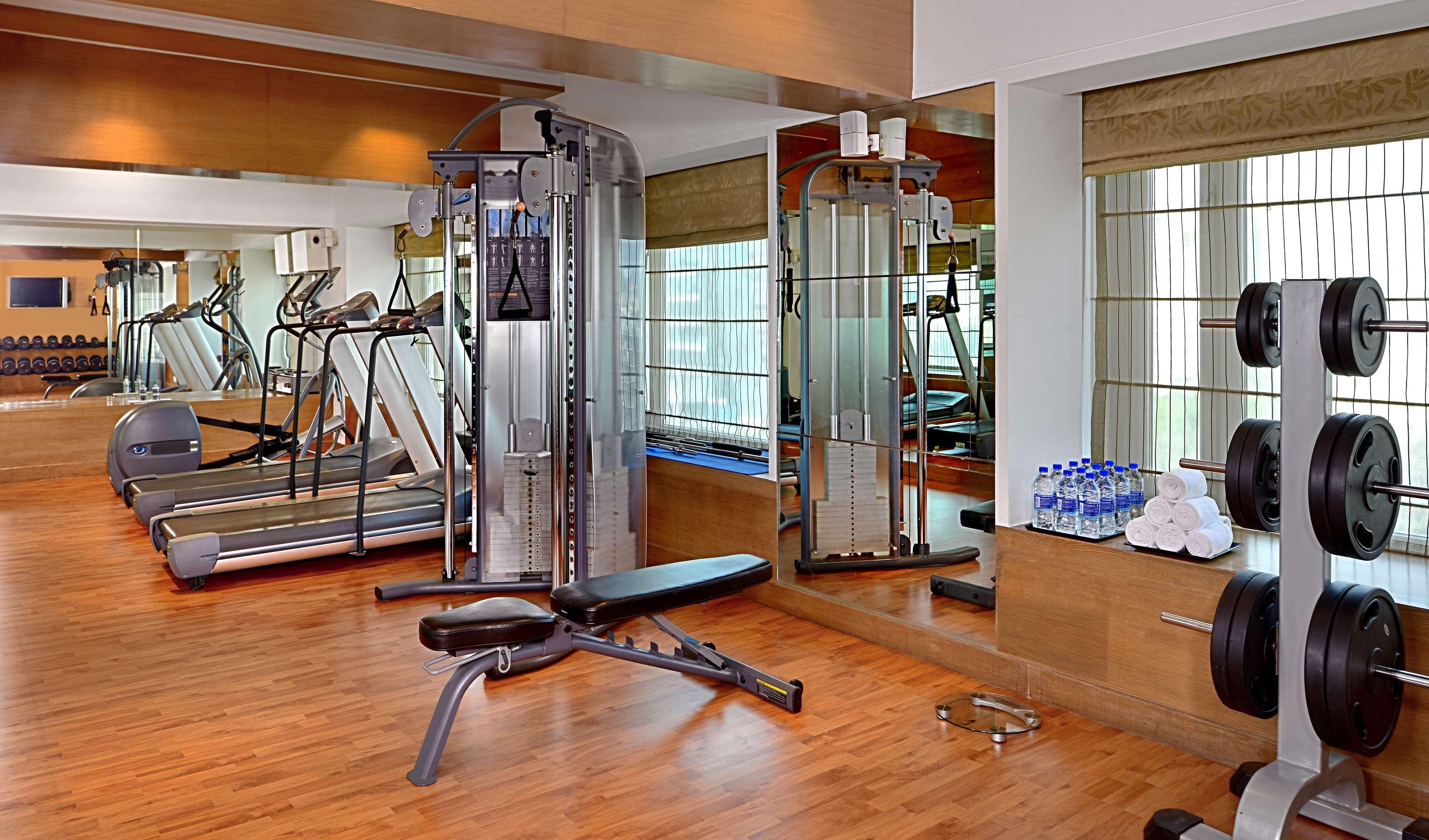 Radisson Mumbai Goregaon Dış mekan fotoğraf