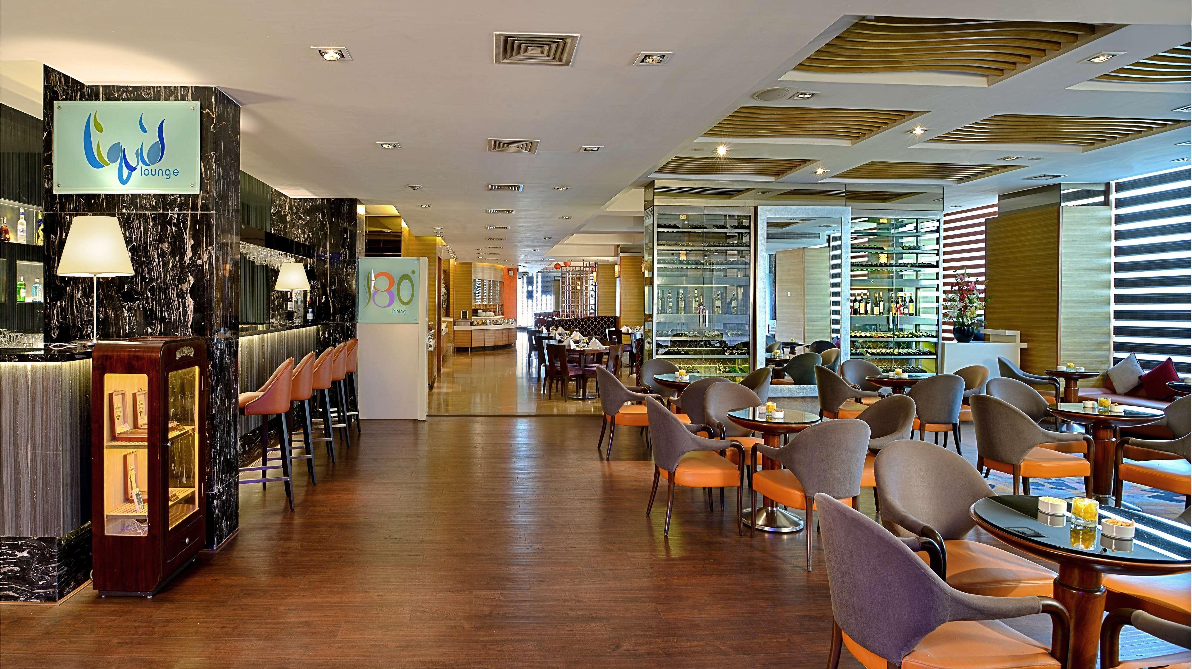 Radisson Mumbai Goregaon Dış mekan fotoğraf