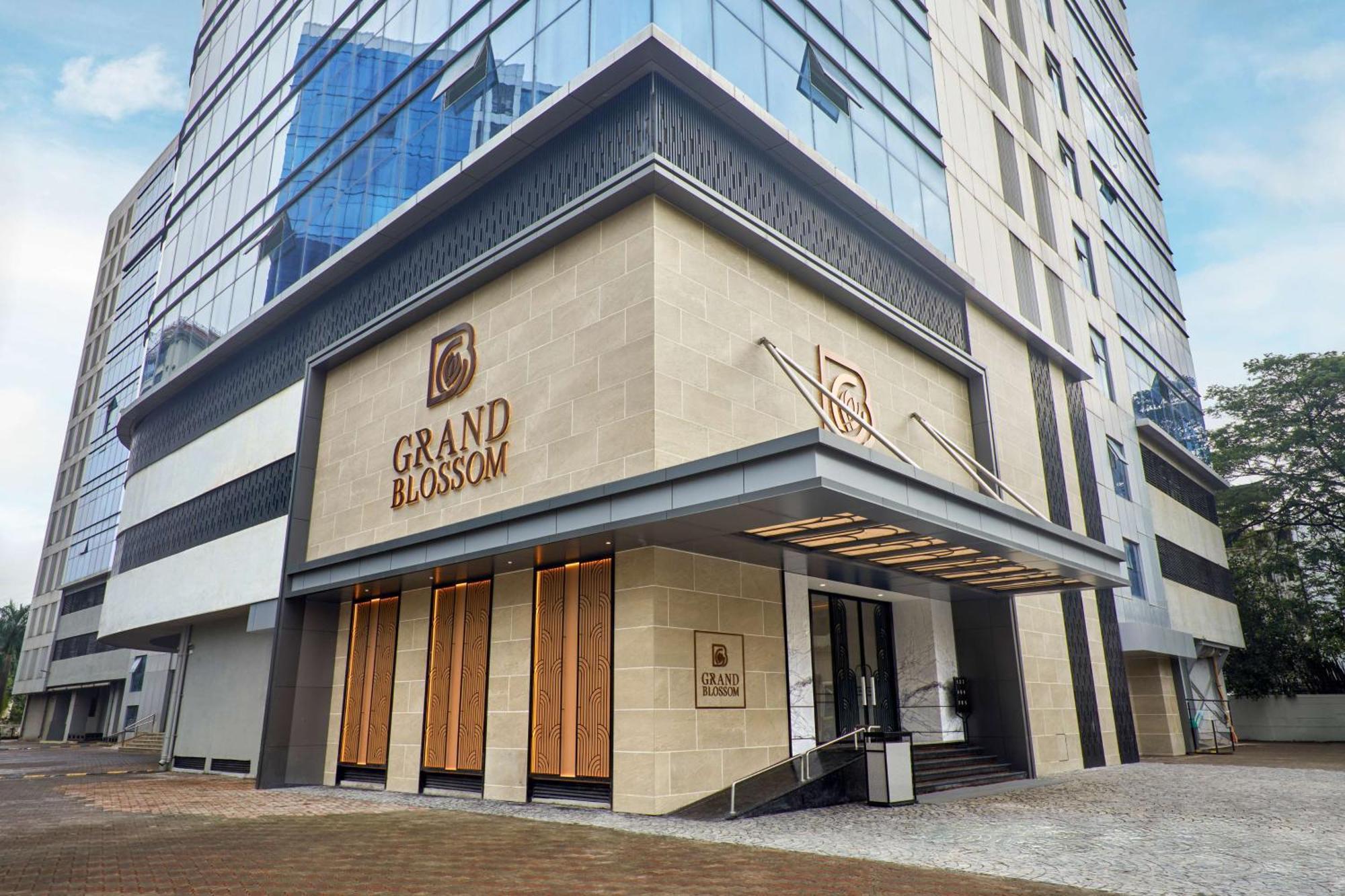 Radisson Mumbai Goregaon Dış mekan fotoğraf