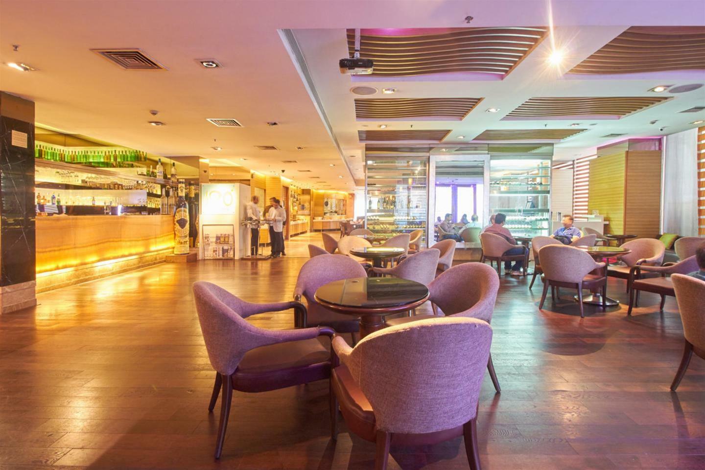 Radisson Mumbai Goregaon Dış mekan fotoğraf
